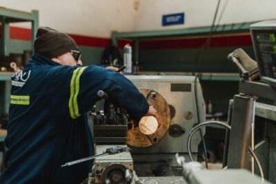 Production manufacturière : le rebond d&rsquo;août confirmé par l&rsquo;Insee, l&rsquo;automobile décroche
